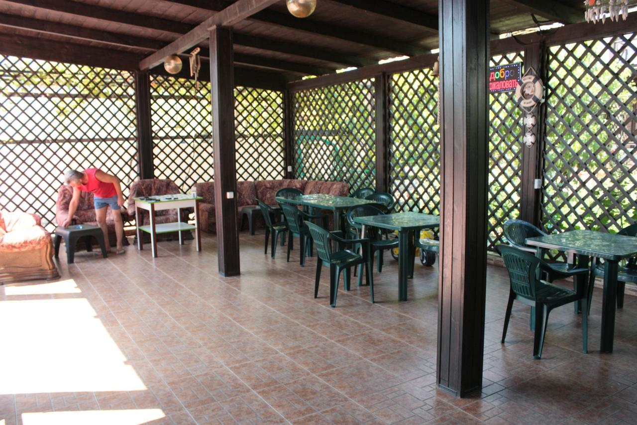 Akvitaniya Mini-Hotel Satoka Exterior foto
